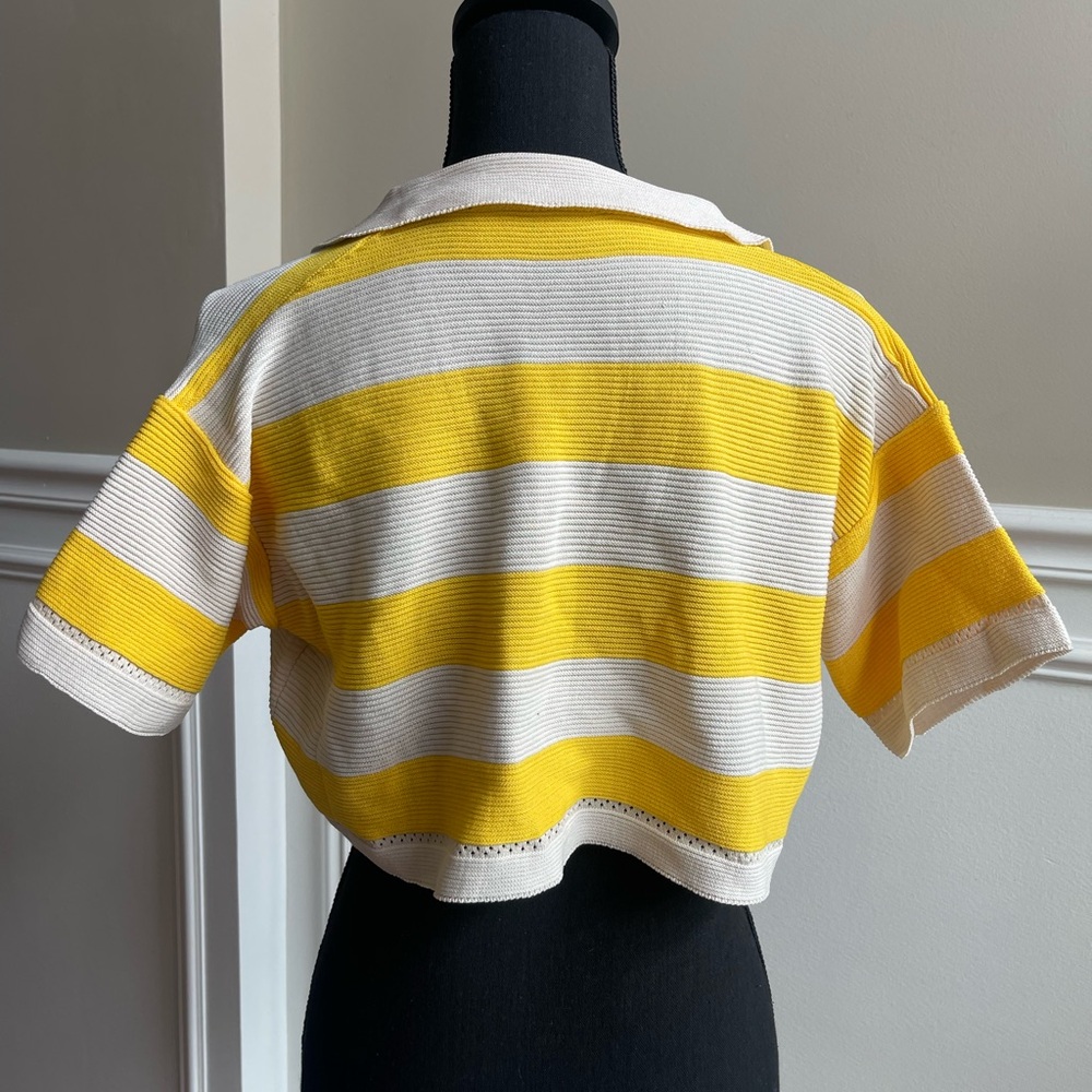 Stripped yellow/cream crop top sizeM - Picture 3 of 5